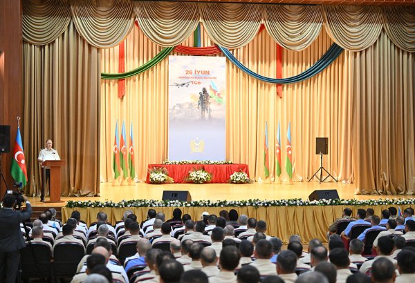 26 İyun - Silahlı Qüvvələr Günü münasibətilə təntənəli mərasim keçirilib (FOTO/VİDEO)
