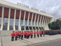 Bakıda hərbi orkestrlərin müşayiəti ilə yürüşlər keçirilib (FOTO/VİDEO) (YENİLƏNİB)