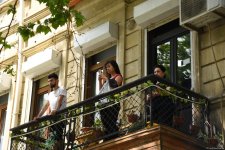 Bakıda hərbi orkestrlərin müşayiəti ilə yürüşlər keçirilib (FOTO/VİDEO) (YENİLƏNİB)