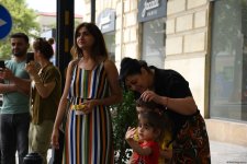 Bakıda hərbi orkestrlərin müşayiəti ilə yürüşlər keçirilib (FOTO/VİDEO) (YENİLƏNİB)