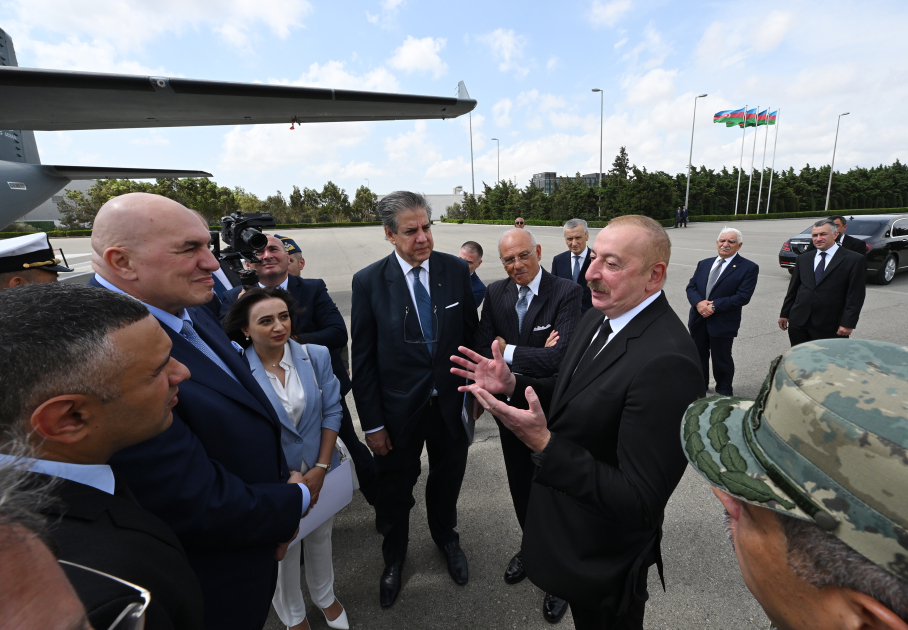 Prezident İlham Əliyevə İtaliyanın “Leonardo” şirkətinin istehsalı olan hərbi nəqliyyat təyyarəsi təqdim edilib (FOTO/VİDEO) (YENİLƏNİB)