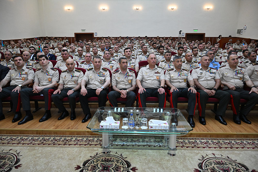 26 İyun - Silahlı Qüvvələr Günü münasibətilə təntənəli mərasim keçirilib (FOTO/VİDEO)