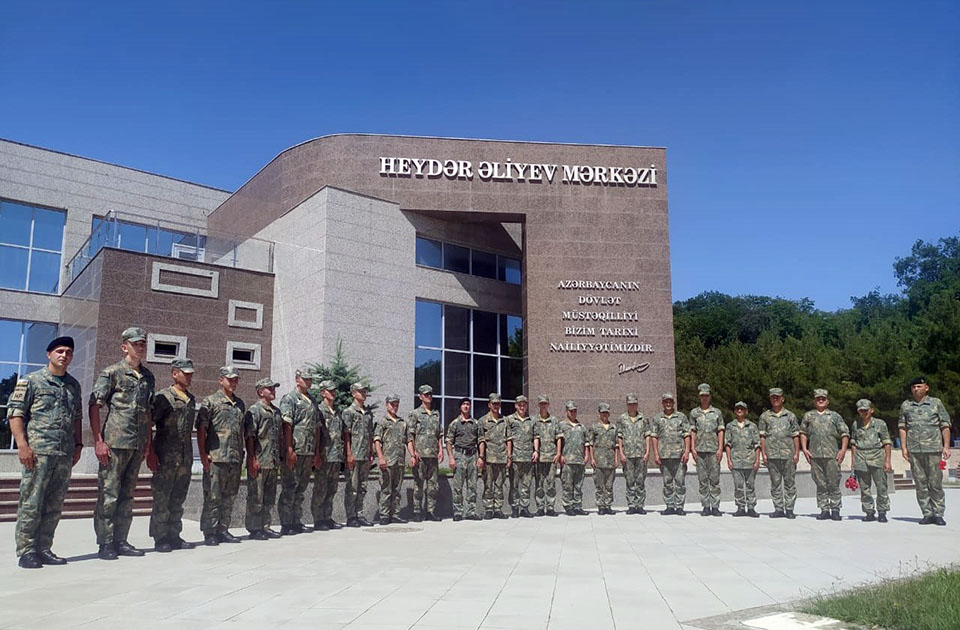 Azərbaycan Ordusunda silsilə tədbirlər keçirilib (FOTO/VİDEO)