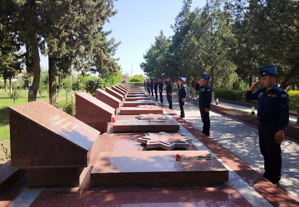 Azərbaycan Ordusunda silsilə tədbirlər keçirilib (FOTO/VİDEO)