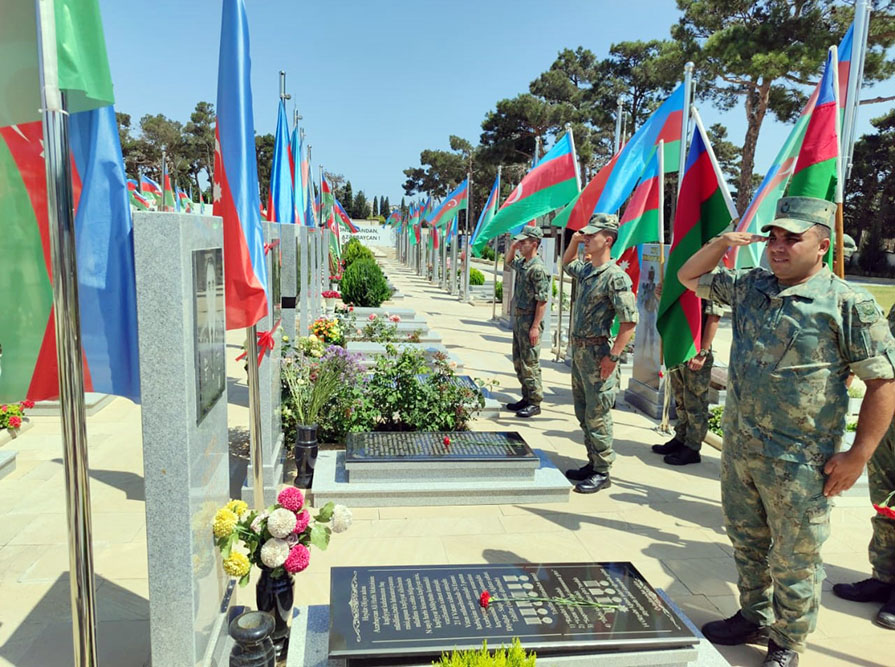 Azərbaycan Ordusunda silsilə tədbirlər keçirilib (FOTO/VİDEO)