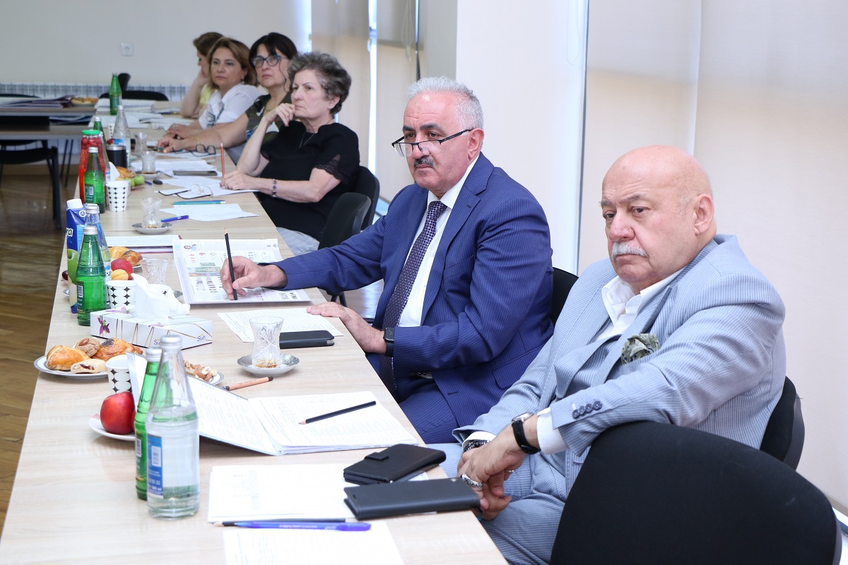 AzMİU-da 2023/2024-cü tədris ilinin yaz semestrinin imtahan sessiyası yekunlaşmaq üzrədir (FOTO)
