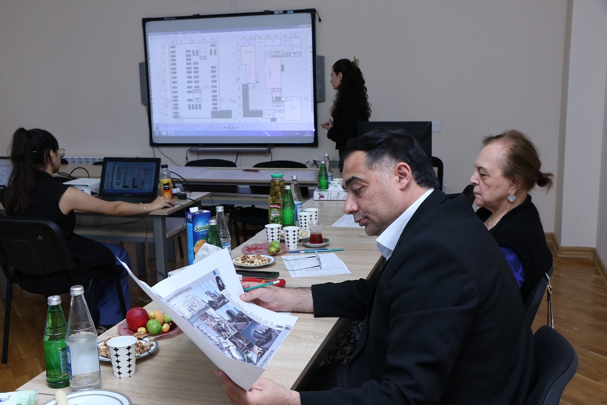 AzMİU-da 2023/2024-cü tədris ilinin yaz semestrinin imtahan sessiyası yekunlaşmaq üzrədir (FOTO)