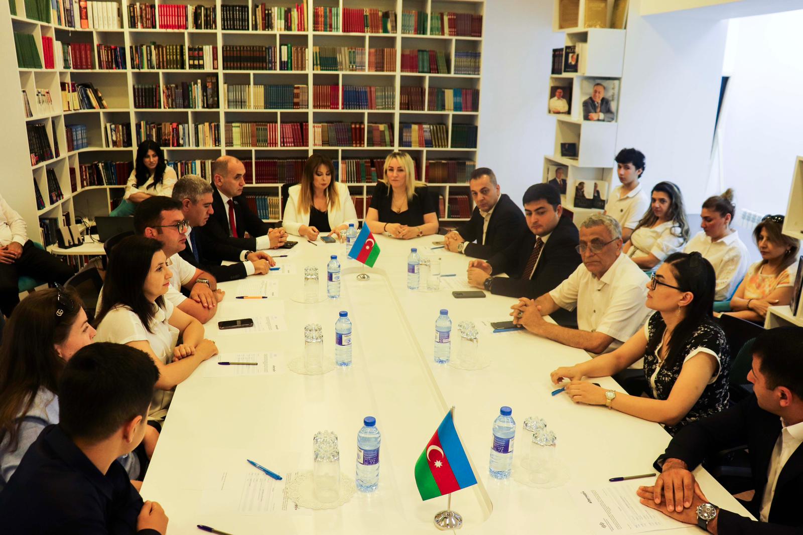 “Danışan abidələr: Azıx mağarası” adlı qısametrajlı filmin təqdimatı oldu (FOTO)