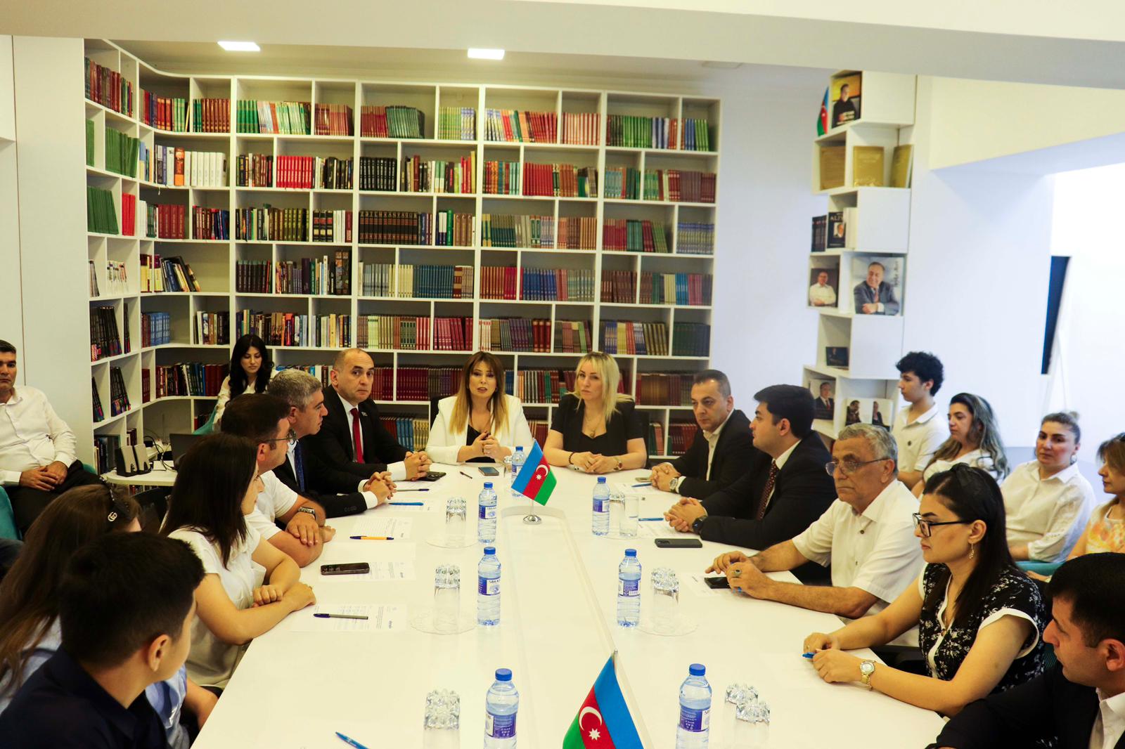 “Danışan abidələr: Azıx mağarası” adlı qısametrajlı filmin təqdimatı oldu (FOTO)