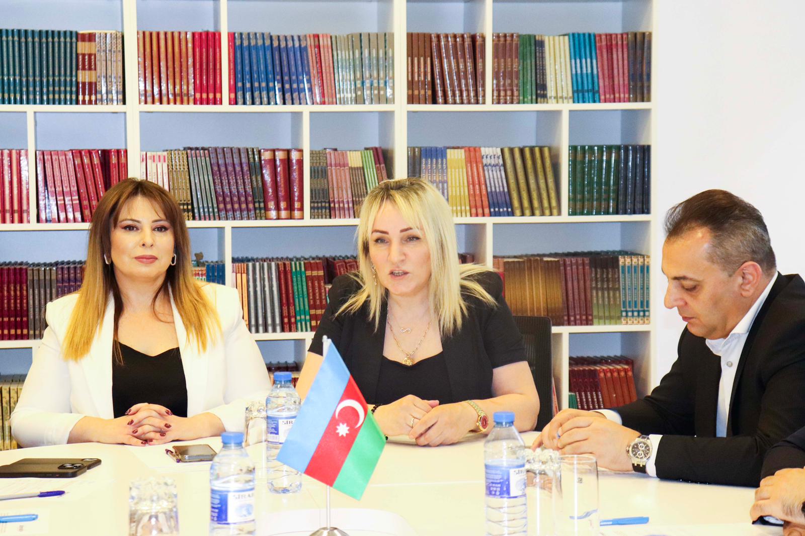“Danışan abidələr: Azıx mağarası” adlı qısametrajlı filmin təqdimatı oldu (FOTO)