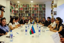 “Danışan abidələr: Azıx mağarası” adlı qısametrajlı filmin təqdimatı oldu (FOTO)