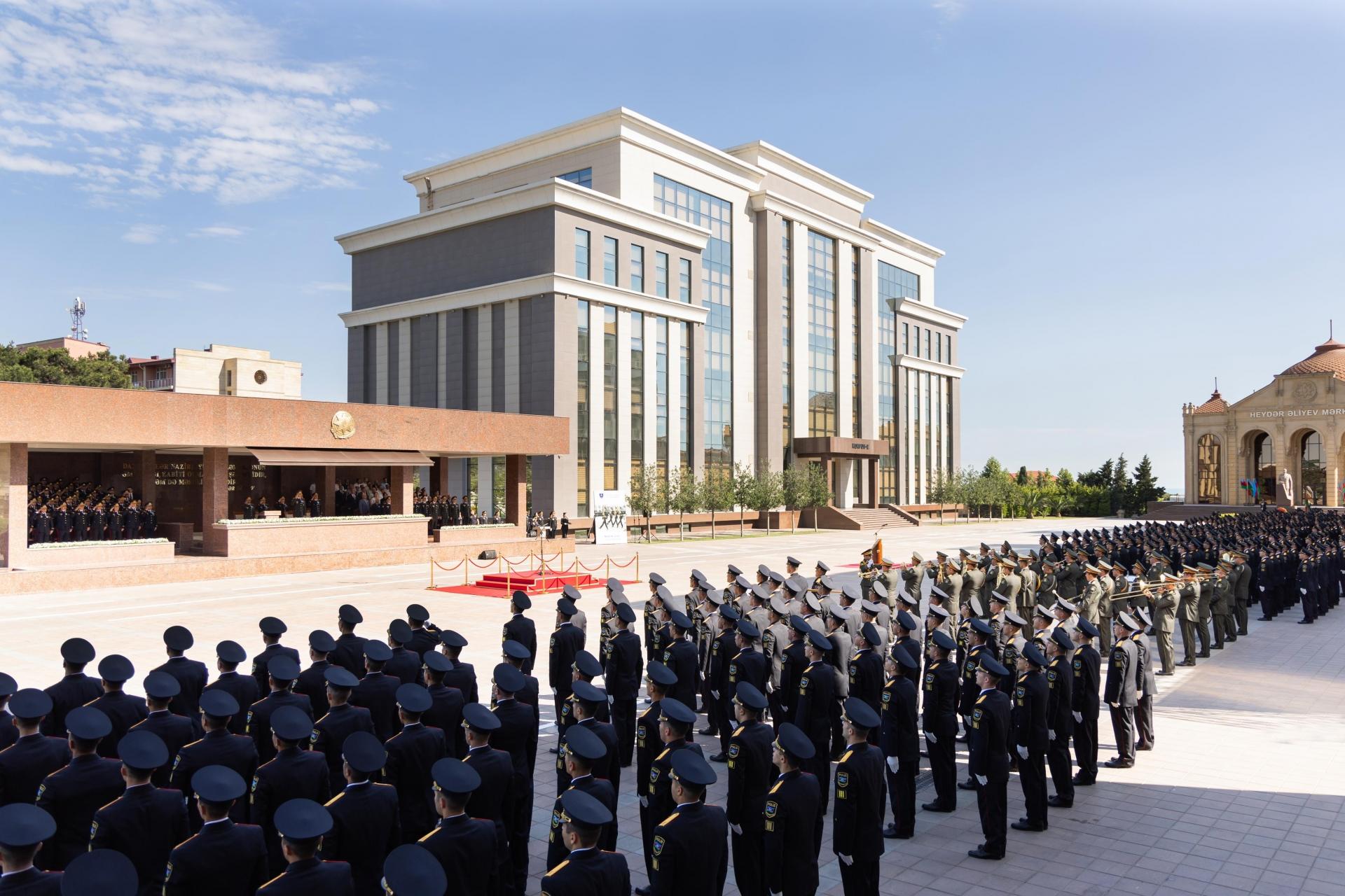 “Polis Günü”nə və tədris ilinin buraxılışına həsr olunmuş mərasim keçirilib (FOTO)
