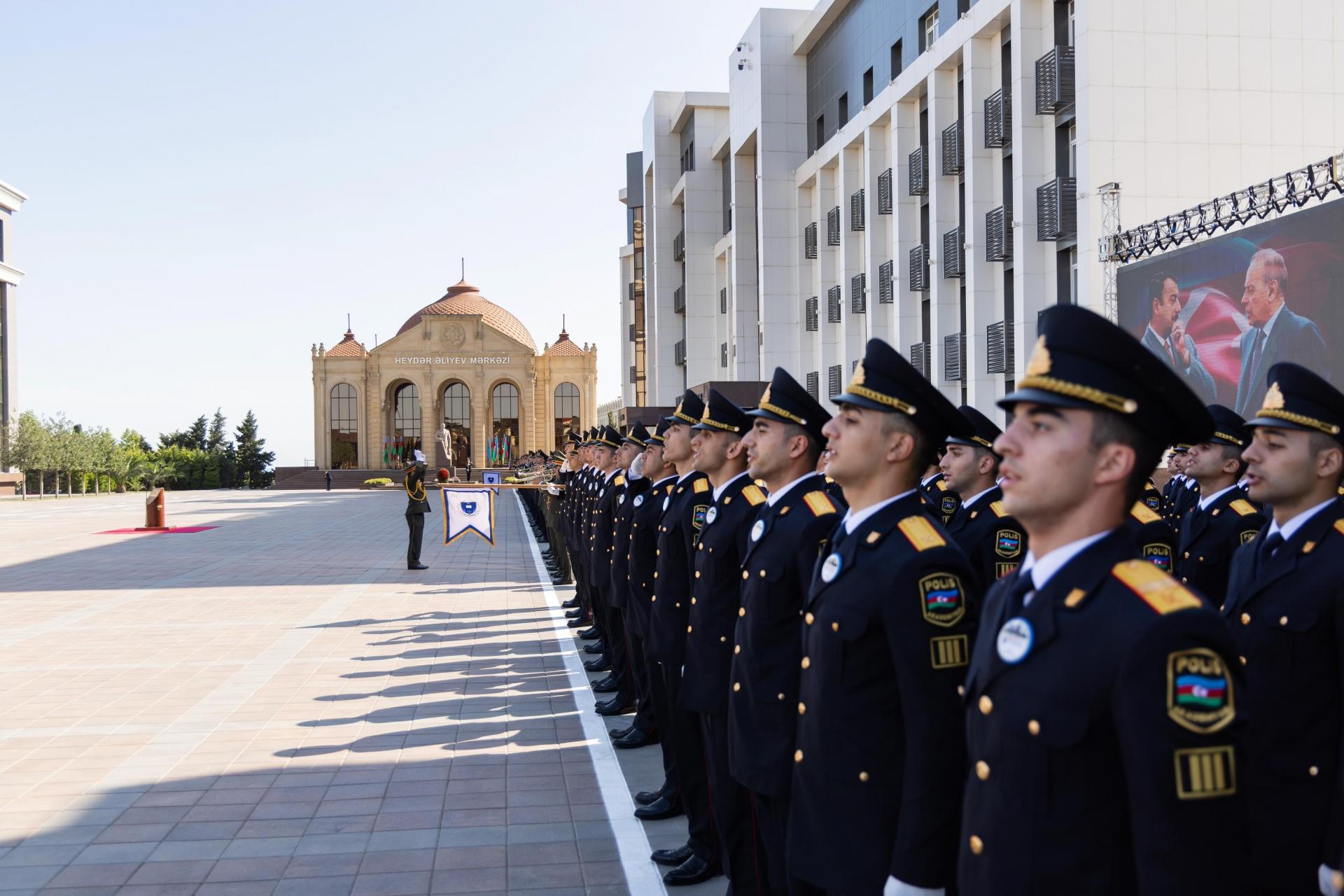 “Polis Günü”nə və tədris ilinin buraxılışına həsr olunmuş mərasim keçirilib (FOTO)