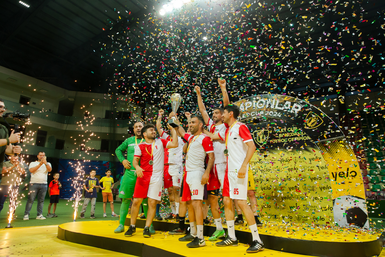 Yelo Bank-ın daxili futbol çempionatı yekunlaşdı (FOTO)
