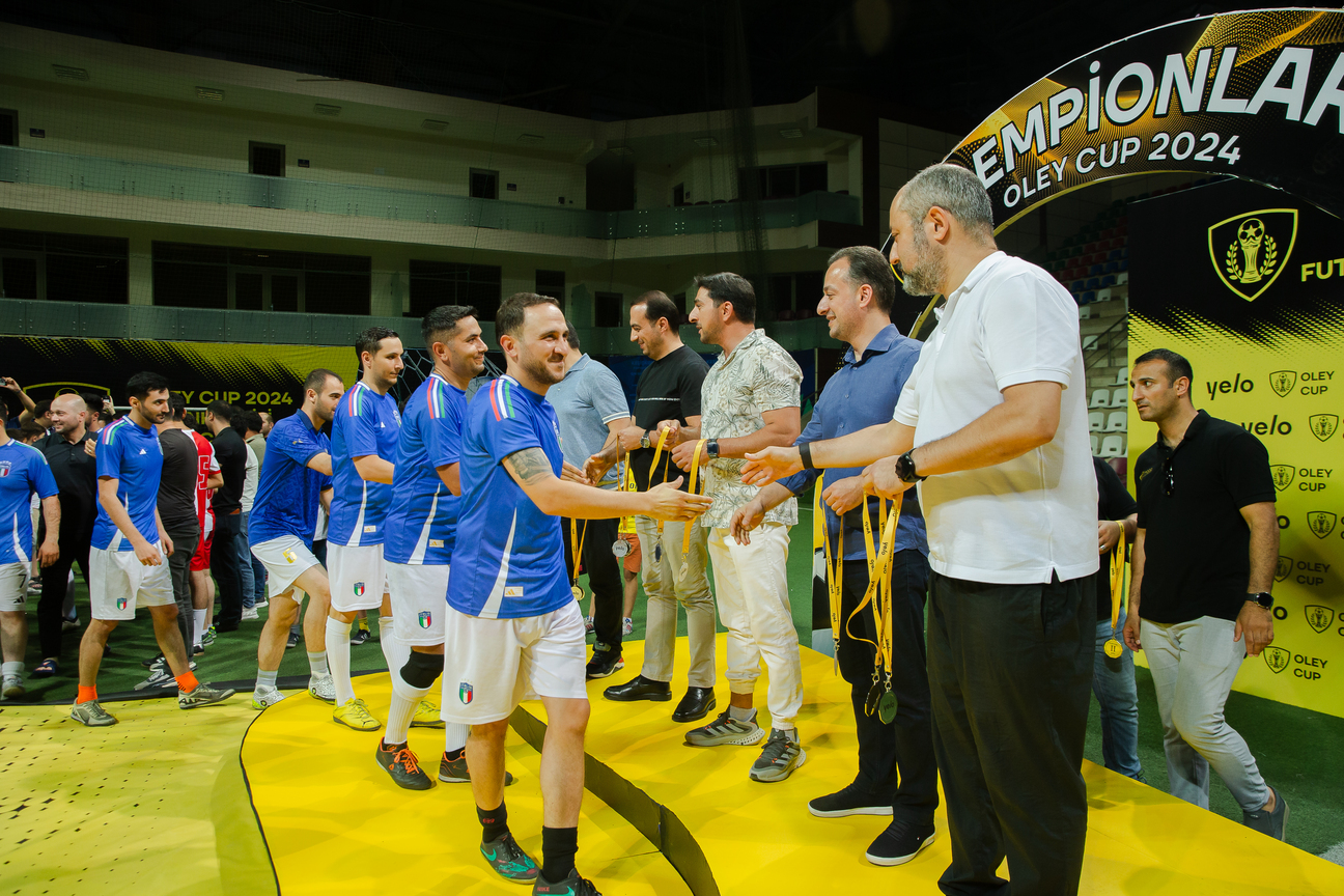 Yelo Bank-ın daxili futbol çempionatı yekunlaşdı (FOTO)