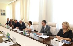 Səhiyyə Nazirliyində “Philips” şirkətinin rəqəmsal səhiyyə üzrə regional rəhbəri ilə görüş keçirilib (FOTO)