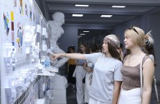Rusiyalı tələbələr AzMİU-da tədris təcrübəsinə başlayıblar (FOTO)