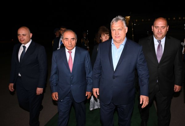 Macarıstanın Baş naziri Viktor Orban Azərbaycana səfərə gəlib (FOTO)