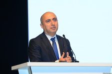 Respublika fənn olimpiadalarının qalibləri mükafatlandırılıb (FOTO)