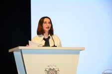 Respublika fənn olimpiadalarının qalibləri mükafatlandırılıb (FOTO)