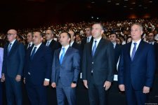 Respublika fənn olimpiadalarının qalibləri mükafatlandırılıb (FOTO)