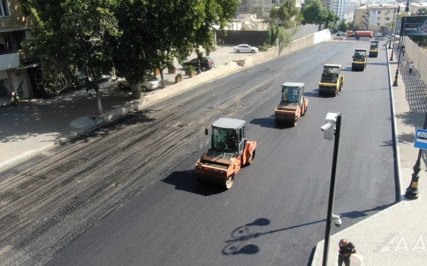 Bakının bu küçəsində asfaltlanma işləri icra olunur