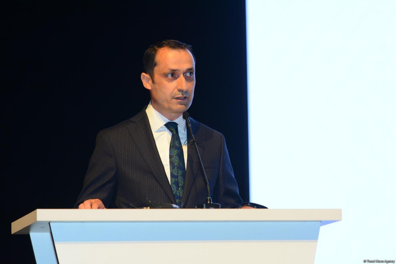 Respublika fənn olimpiadalarının qalibləri mükafatlandırılıb (FOTO)