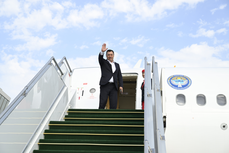 Qırğızıstan Prezidenti Sadır Japarovun Azərbaycana səfəri başa çatıb (FOTO)