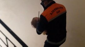 Bakıda yaşayış binasındakı yanğın söndürülüb (YENİLƏNİB-2) (FOTO/VİDEO)