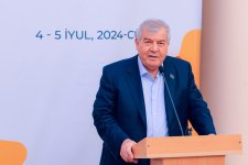 “Onun yarısı” adlı gənc rəssamların qrup sərgisi keçirilib (FOTO)