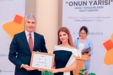 “Onun yarısı” adlı gənc rəssamların qrup sərgisi keçirilib (FOTO)