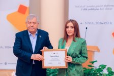 “Onun yarısı” adlı gənc rəssamların qrup sərgisi keçirilib (FOTO)