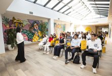 Yelo Bankın yay təcrübə proqramı start götürüb (FOTO)