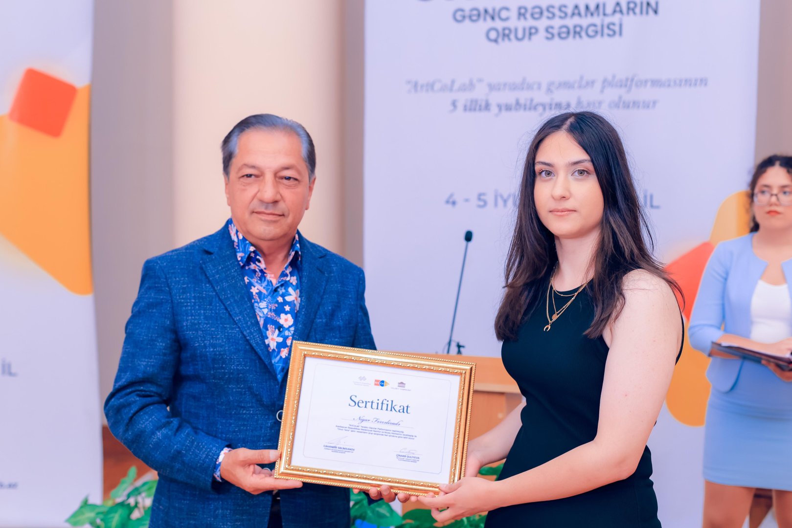 “Onun yarısı” adlı gənc rəssamların qrup sərgisi keçirilib (FOTO)