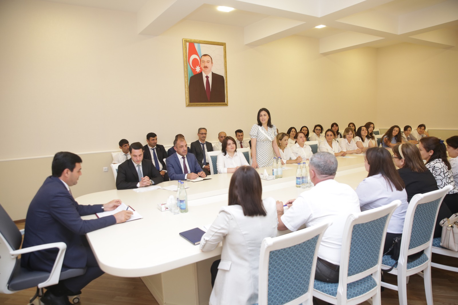 Xaçmazda test imtahanında yüksək nəticə göstərən müəllimlərlə görüş keçirilib (FOTO)