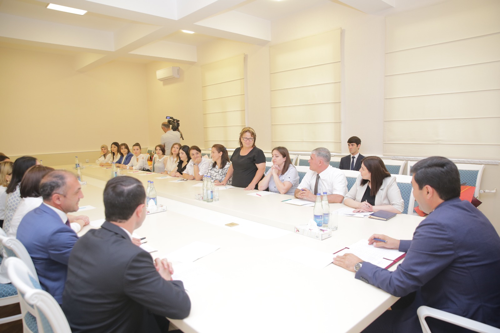 Xaçmazda test imtahanında yüksək nəticə göstərən müəllimlərlə görüş keçirilib (FOTO)