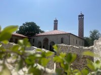 Bərpa olunan Aşağı Gövhər Ağa məscidi FOTOLARDA