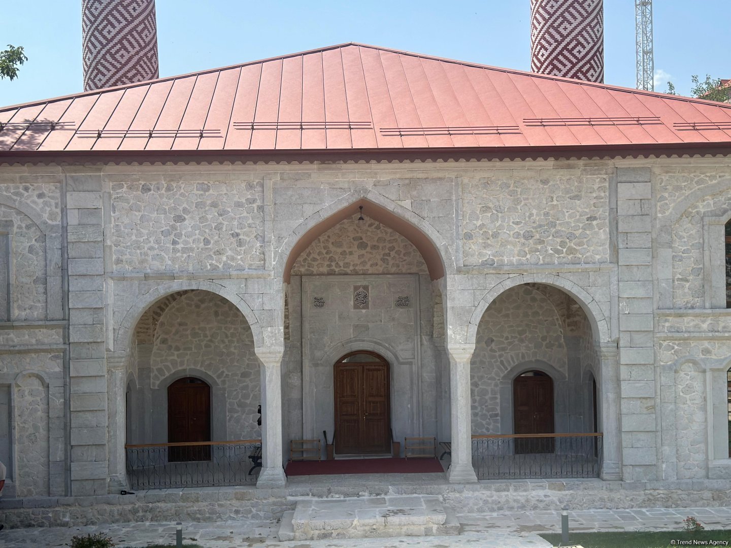 Bərpa olunan Aşağı Gövhər Ağa məscidi FOTOLARDA