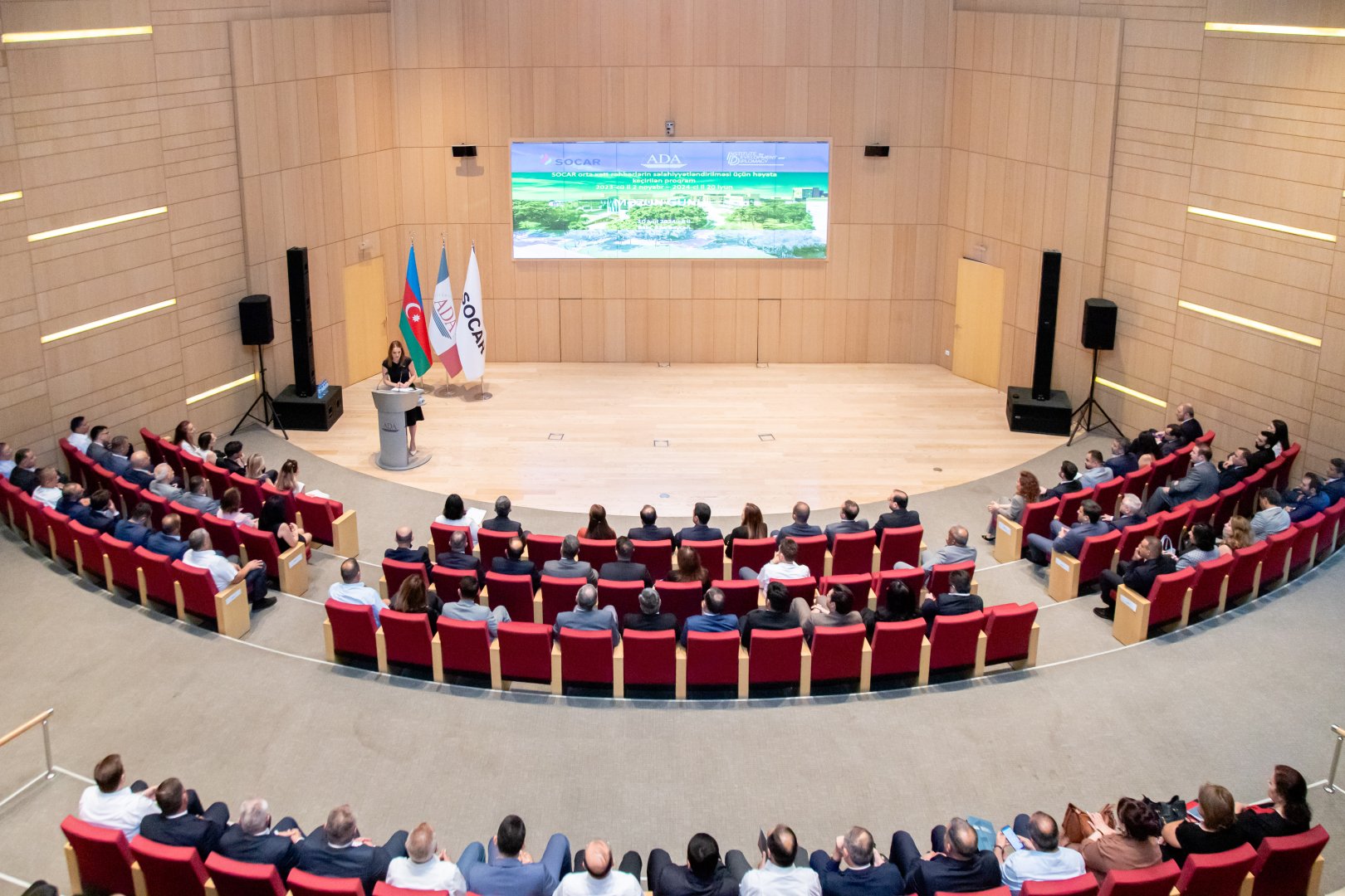 SOCAR-ın əməkdaşları üçün keçirilən təlim proqramı yekunlaşıb (FOTO)