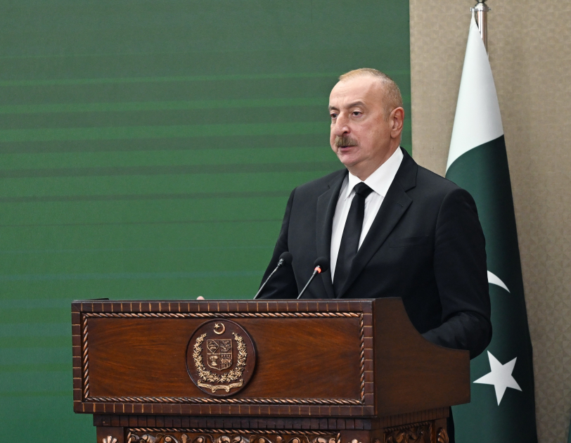 Prezident İlham Əliyev və Məhəmməd Şahbaz Şərif mətbuata bəyanatlarla çıxış ediblər (FOTO/VİDEO) (YENİLƏNİB)