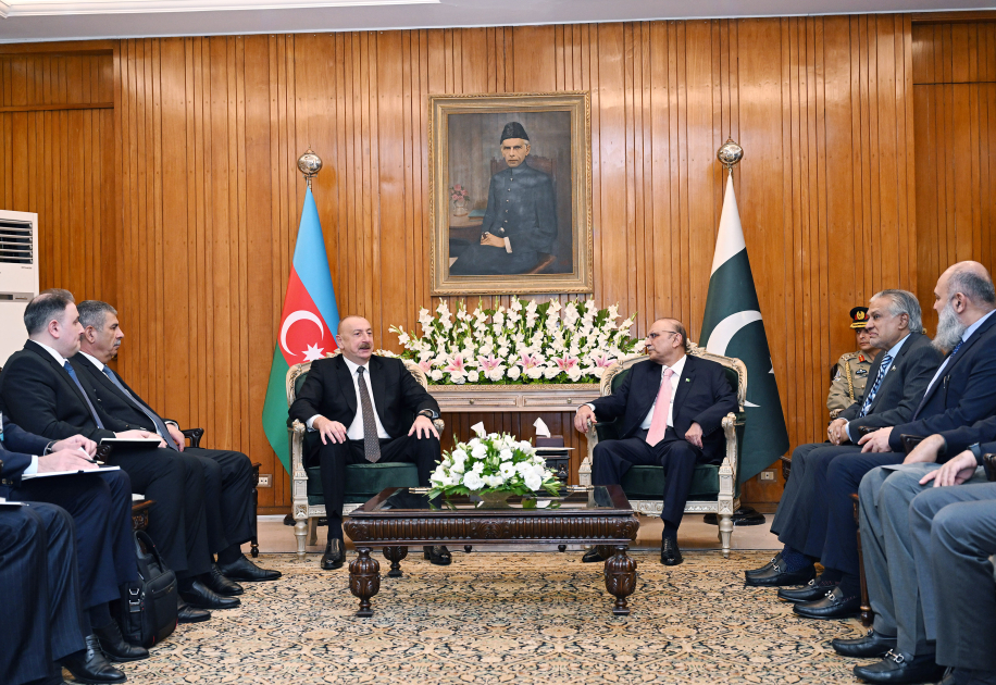 İslamabadda Prezident İlham Əliyevin Pakistan Prezidenti Asif Əli Zərdari ilə geniş tərkibdə görüşü olub (YENİLƏNİB) (FOTO/VİDEO)