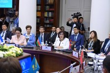Sahibə Qafarova Sankt-Peterburqda MDB PA Şurasının iclasında iştirak edib (FOTO)