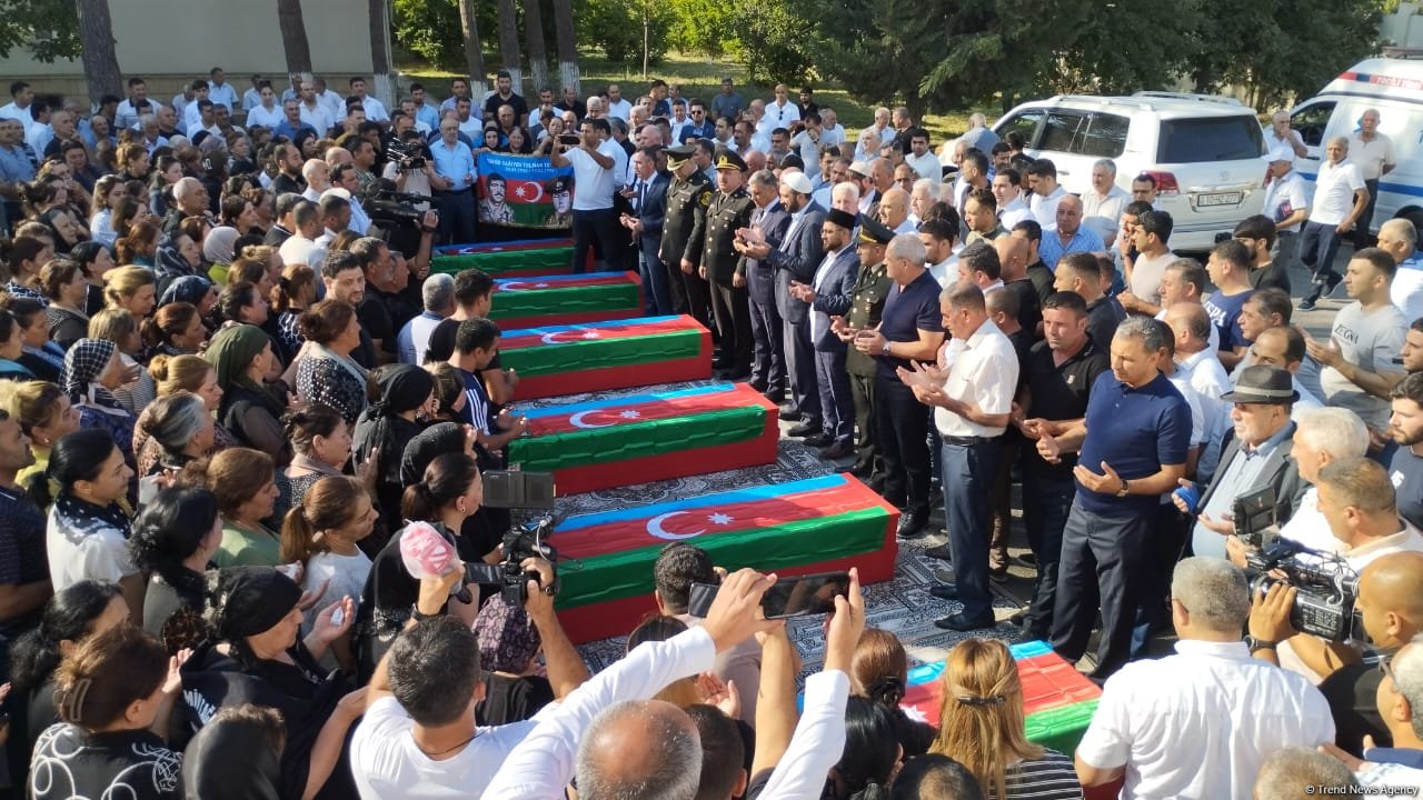 Birinci Qarabağ müharibəsində şəhid olanların nəşləri Xocavəndə göndərildi (FOTO)