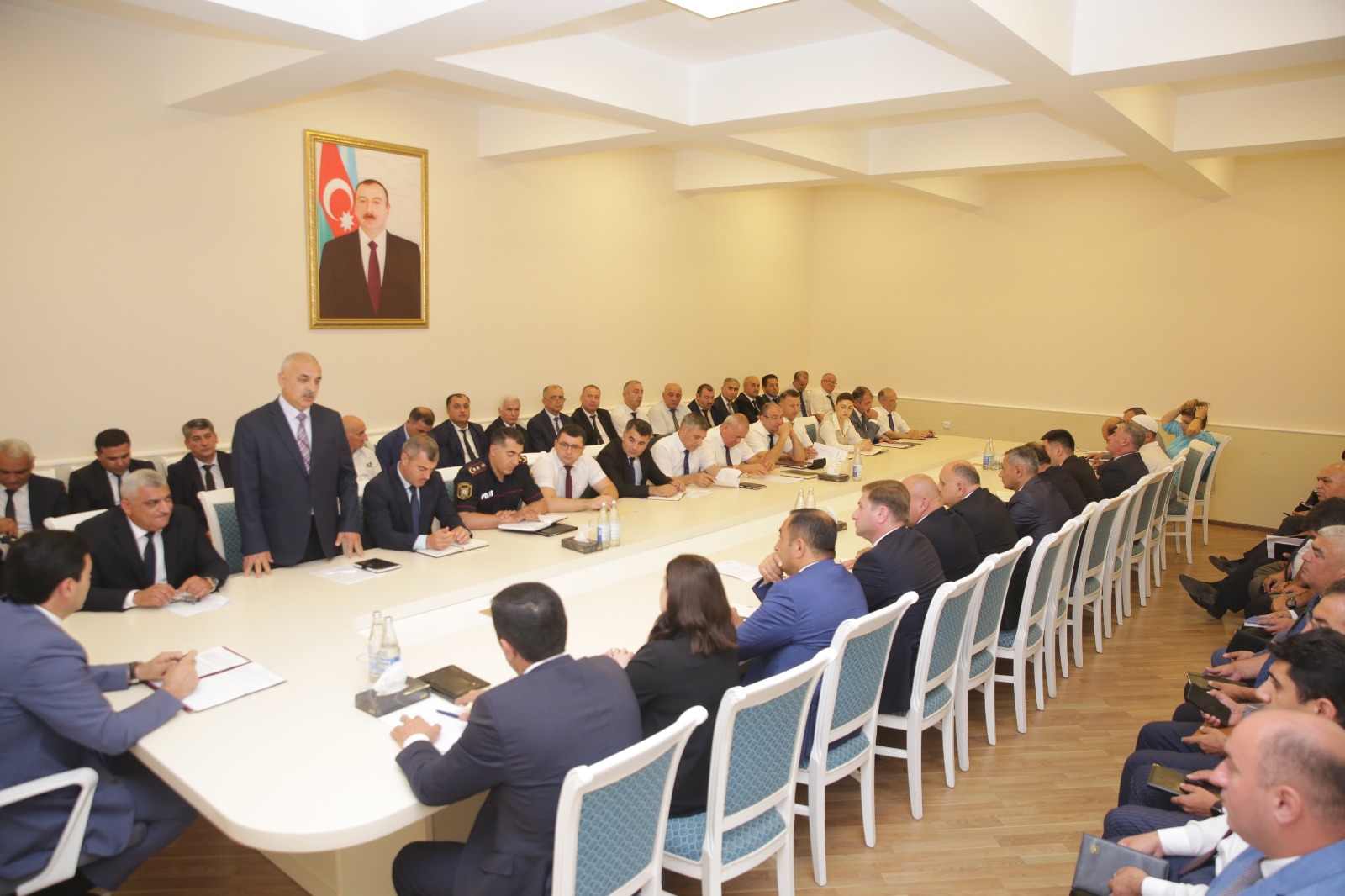 Xaçmaz Rayon İcra Hakimiyyətində növbəti müşavirə keçirilib (FOTO)