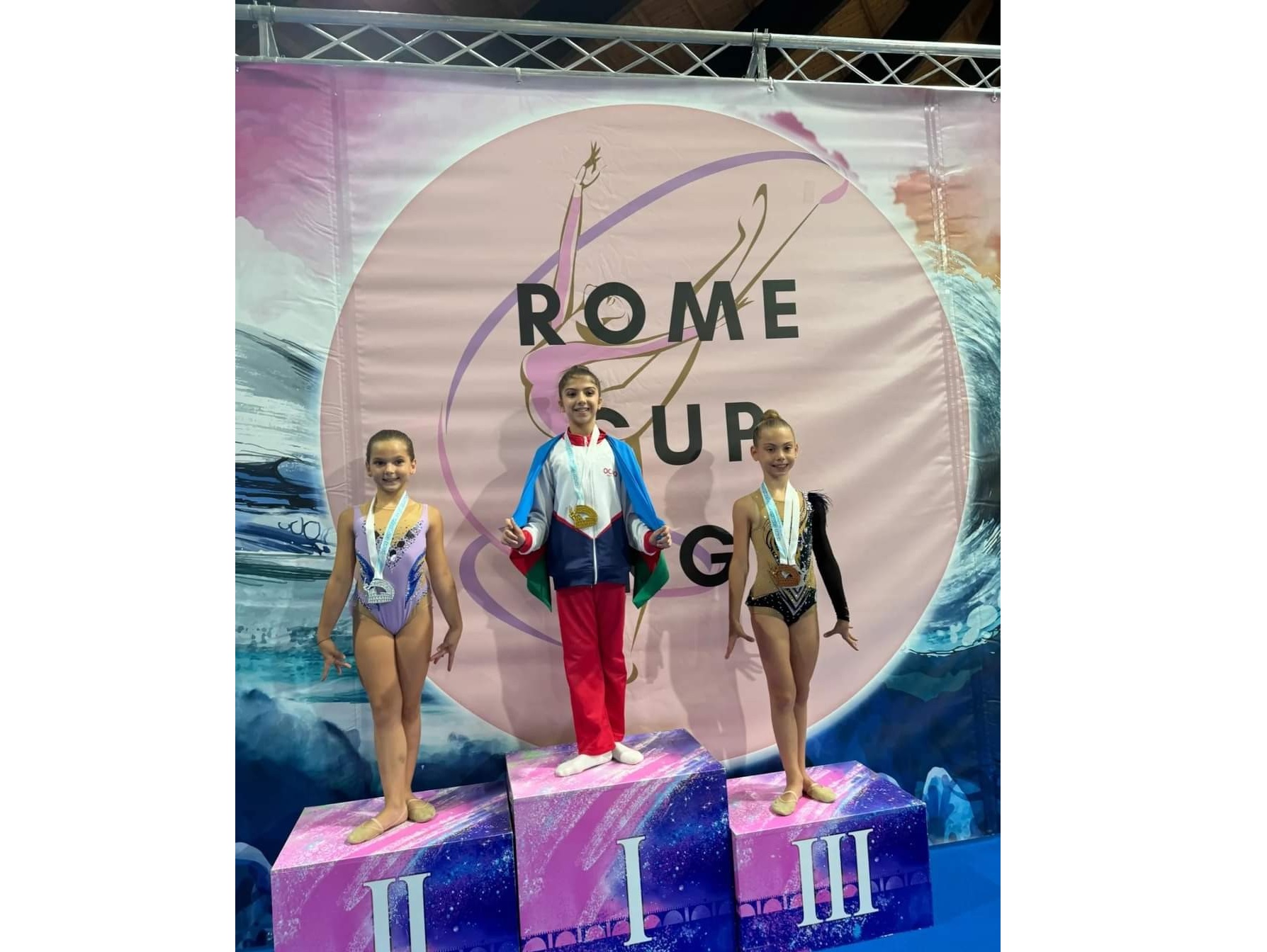 "Ocaq Sport" klubunun gimnastları 6 qızıl medal qazanıblar (FOTO)