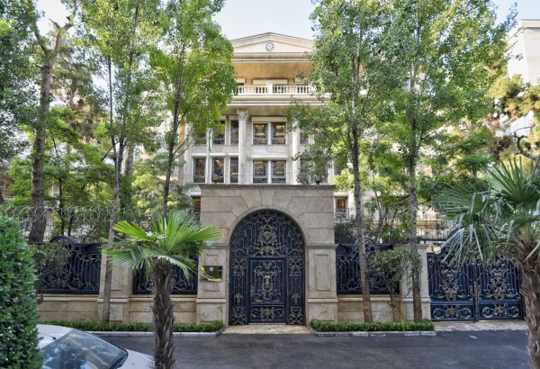 Azərbaycanın İrandakı səfirliyi və konsulluğu müharibə şəraitində işləyən diplomatik korpus kateqoriyasına daxil edilib