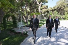 Prezident İlham Əliyev Bakıda əsaslı şəkildə yenidən qurulan Nərimanov parkının açılışında iştirak edib (FOTO) (YENİLƏNİB)