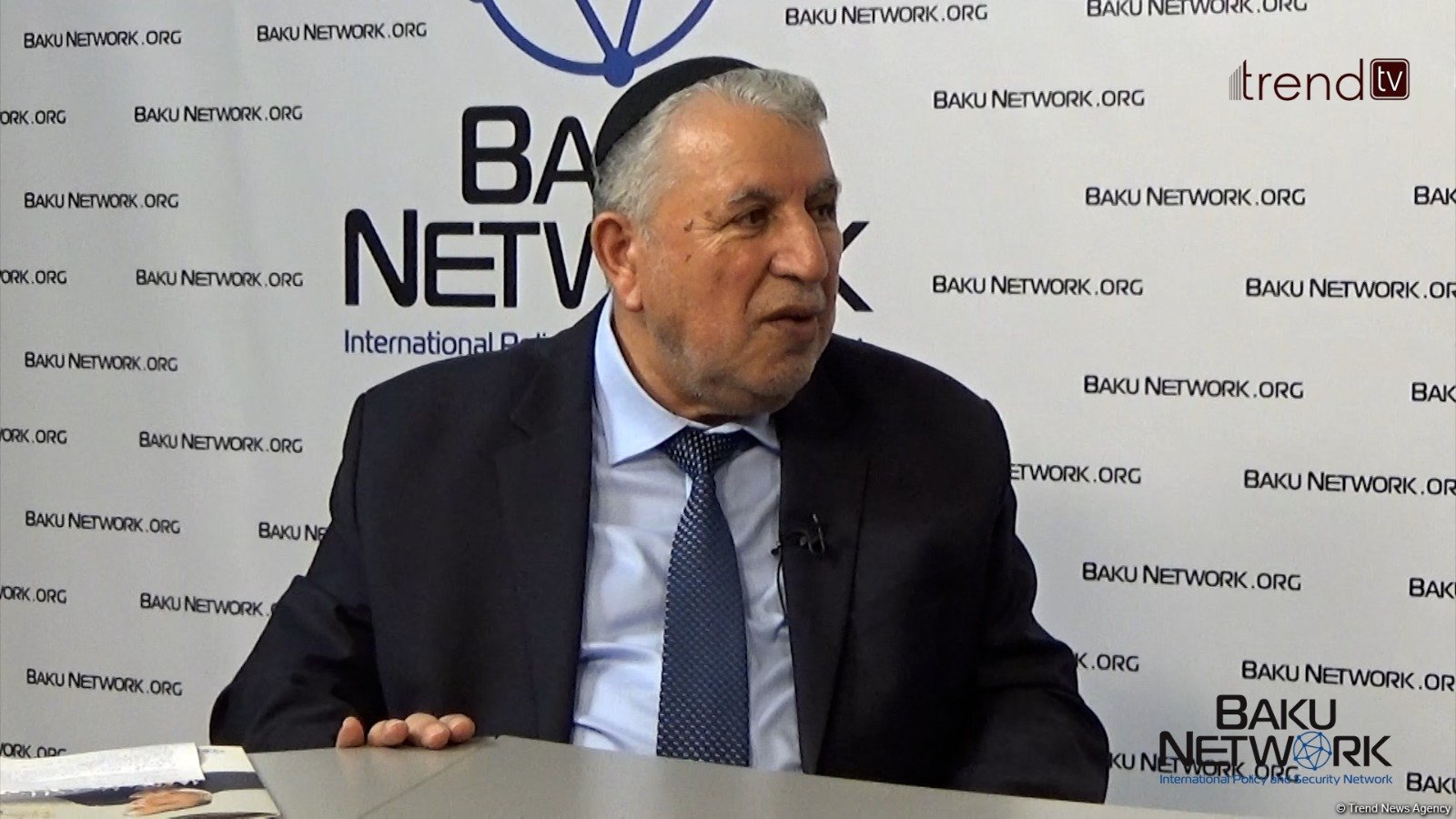 Birbaşa dialoq Bakı-İrəvan münasibətlərini normallaşdırmağın ən yaxşı yoludur - Melih  Yevdayev "Tofiq Abbasovla dialoq" verilişində (FOTO/VİDEO)