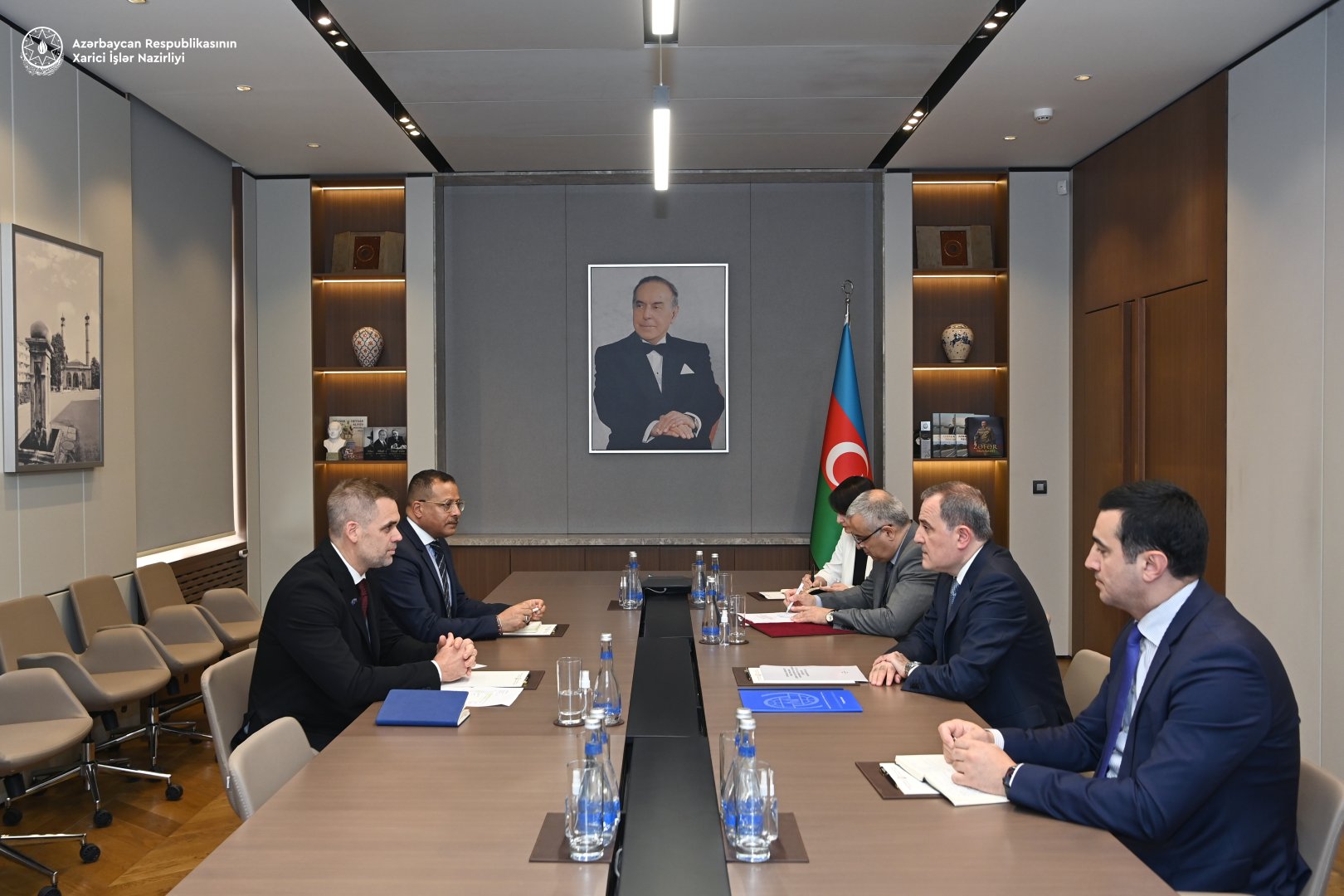 Ceyhun Bayramov Beynəlxalq Miqrasiya Təşkilatının missiya rəhbəri ilə görüşdü (FOTO)