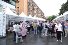 Şəkidə keçirilən “KOB FEST” sərgi-satış yarmarkasında 70-dən çox KOB subyektinin məhsul və xidmətləri sərgilənir (FOTO)